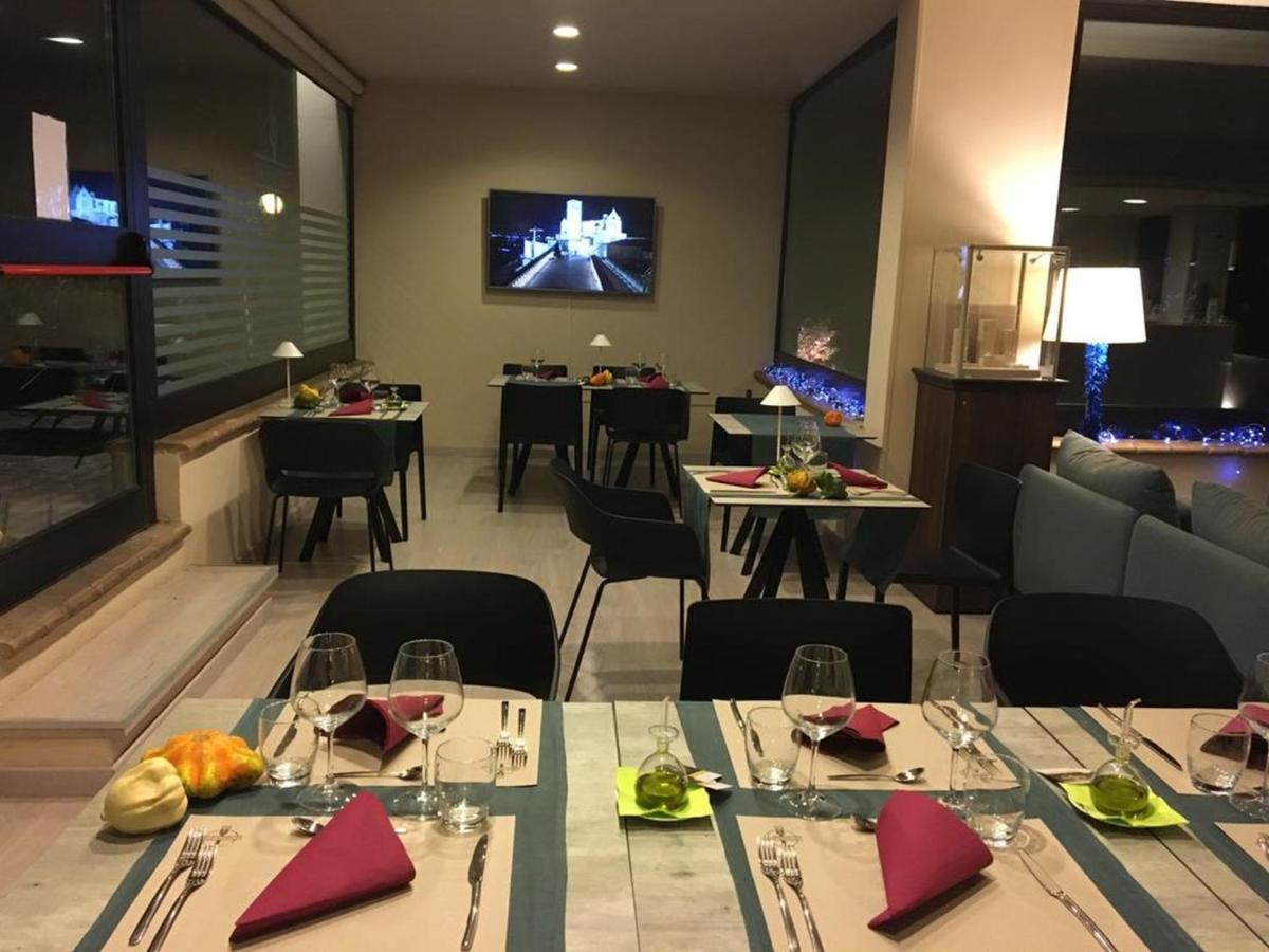 Le Grazie Hotel Ассізі Екстер'єр фото