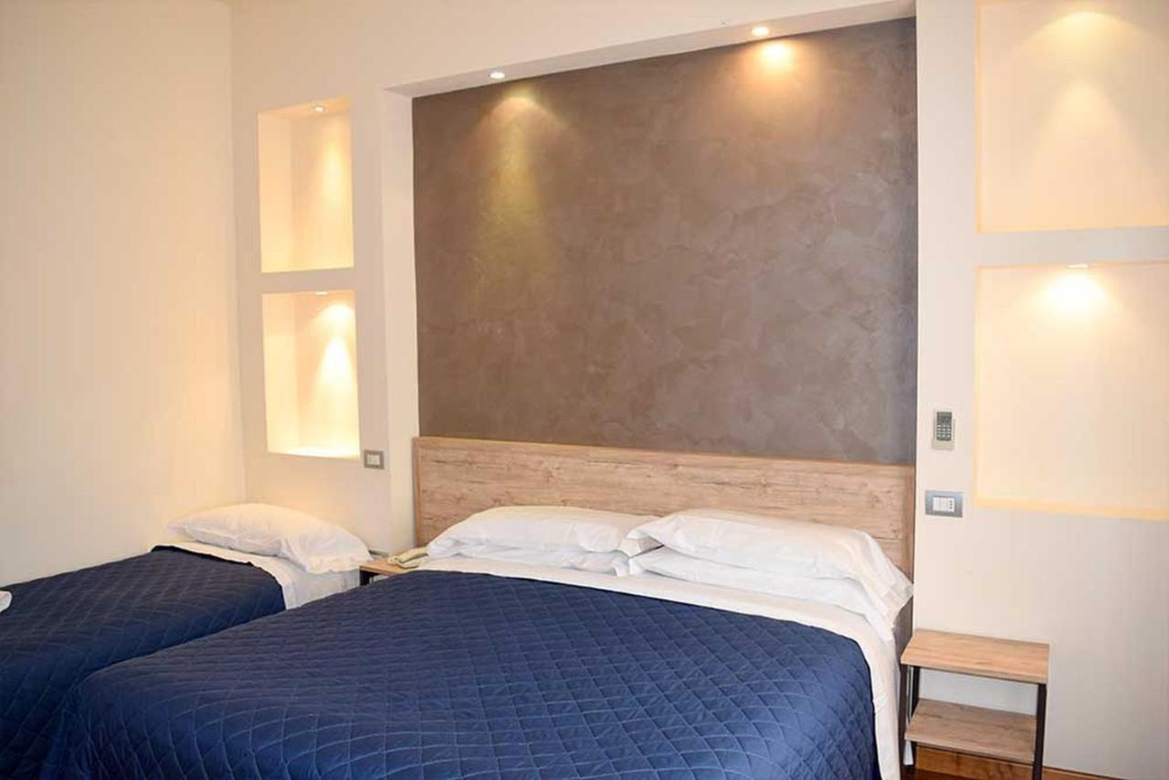Le Grazie Hotel Ассізі Екстер'єр фото